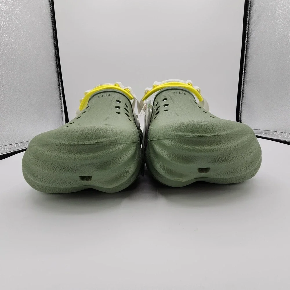 Crocs Echo Clogs Mens 8 / Womens 10 Moss Green Slip On  display picture 1